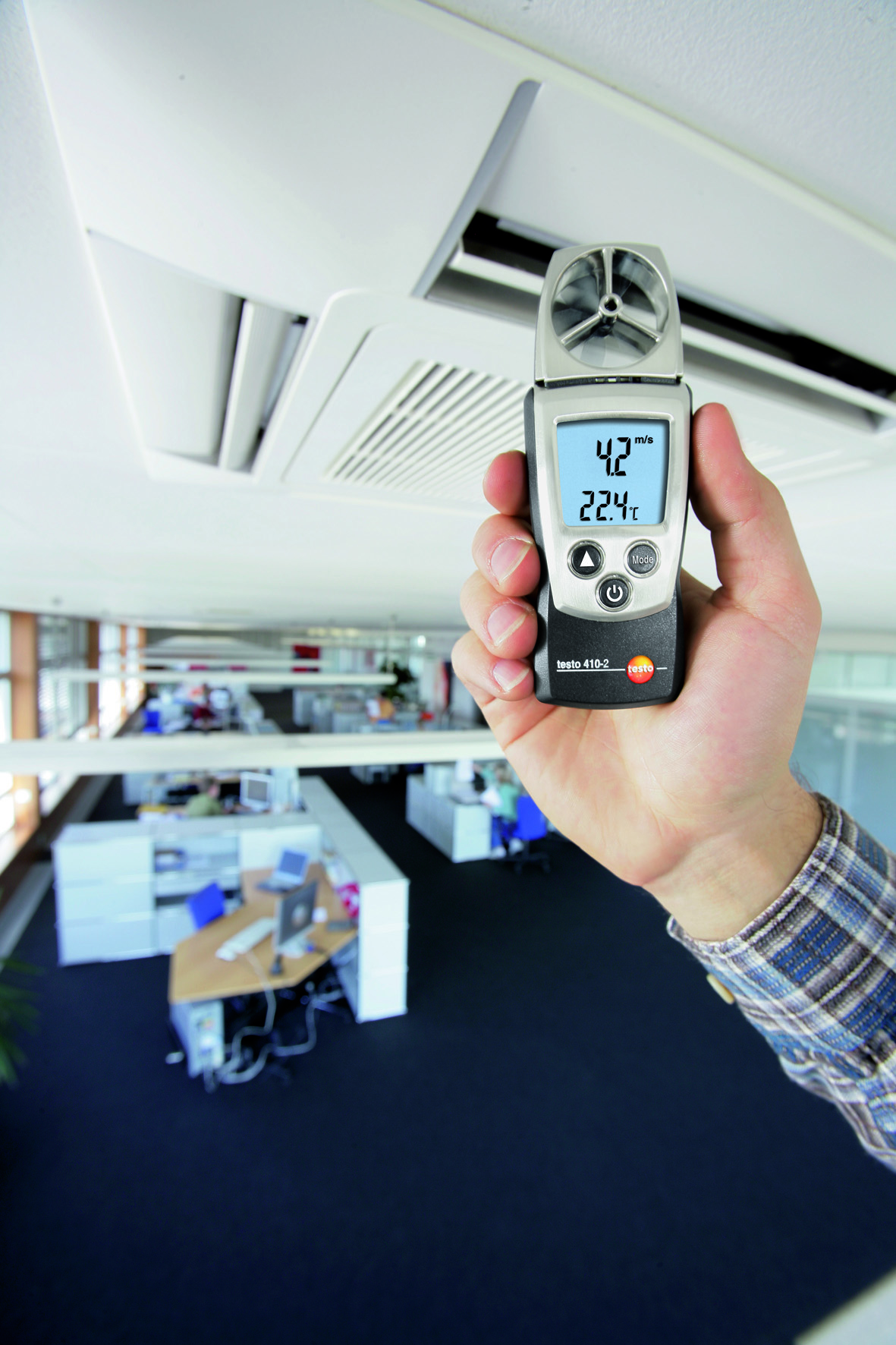 Testo 410-1 Flügelrad-Anemometer mit NTC Luft-Thermometer, Schutzkappe Testo 410-1 Flügelrad-Anemometer mit NTC Luft-Thermometer, Schutzkappe